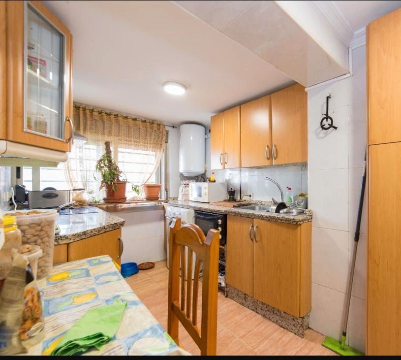 Cuina de Pis en venda en  Córdoba Capital amb Aire condicionat, Moblat i Forn