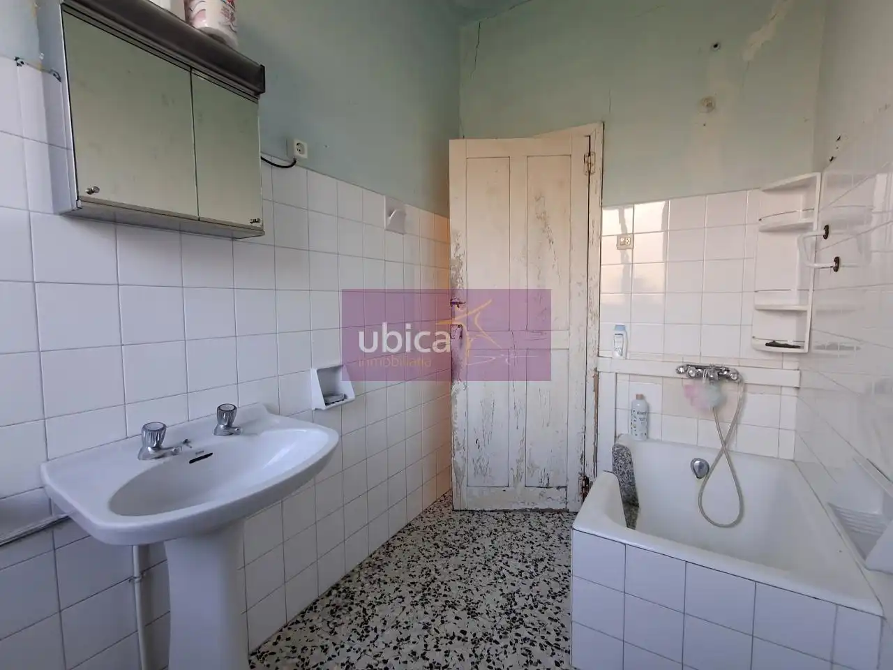 Baño de Casa adosada en venta en Salceda de Caselas con Jardín privado, Terraza y Trastero