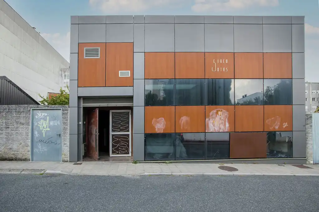Local commercial à louer à C/ Coreiro