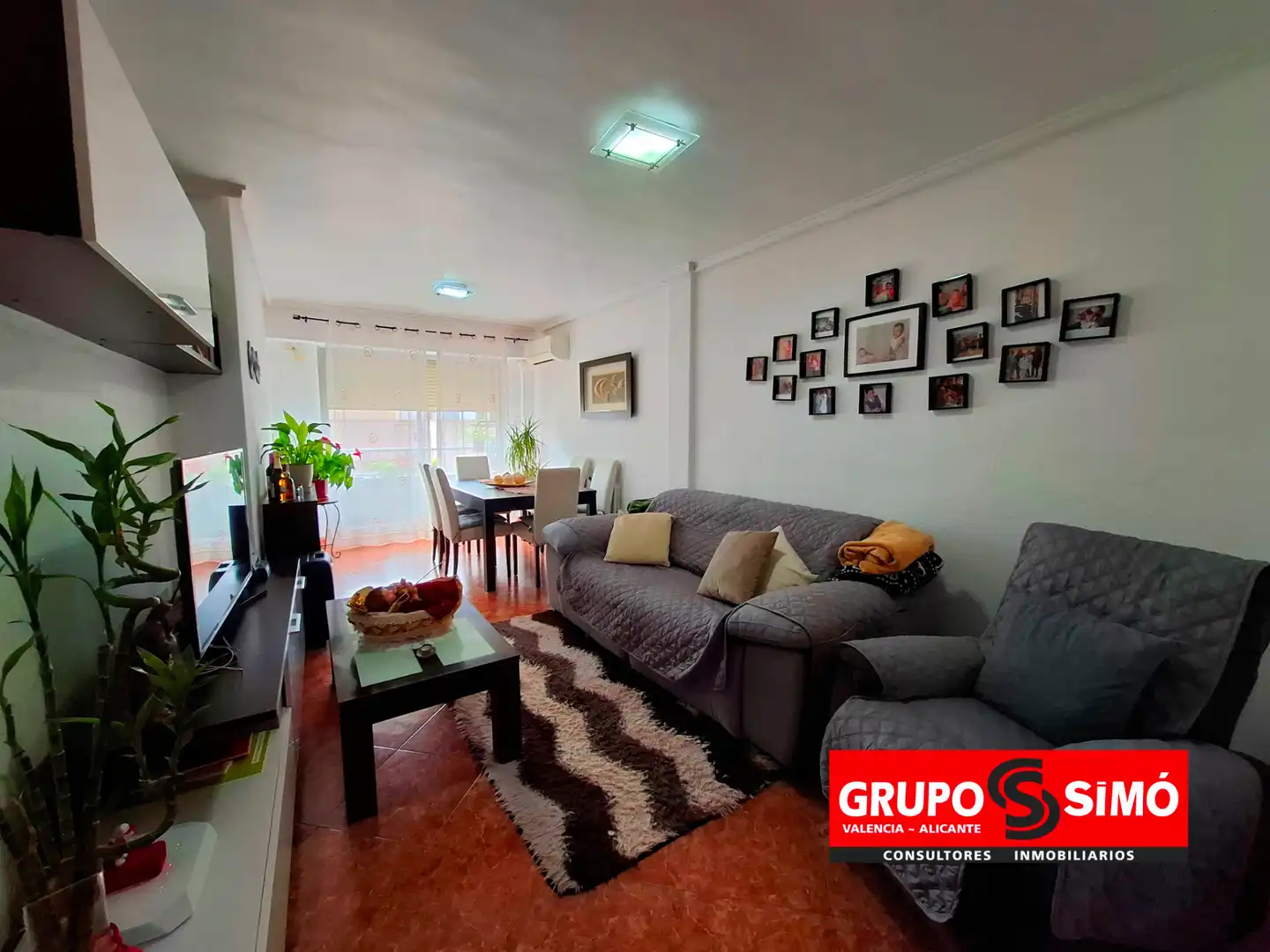 Living room of Flat for sale in Alcàsser  with Air Conditioner, Storage room and Oven