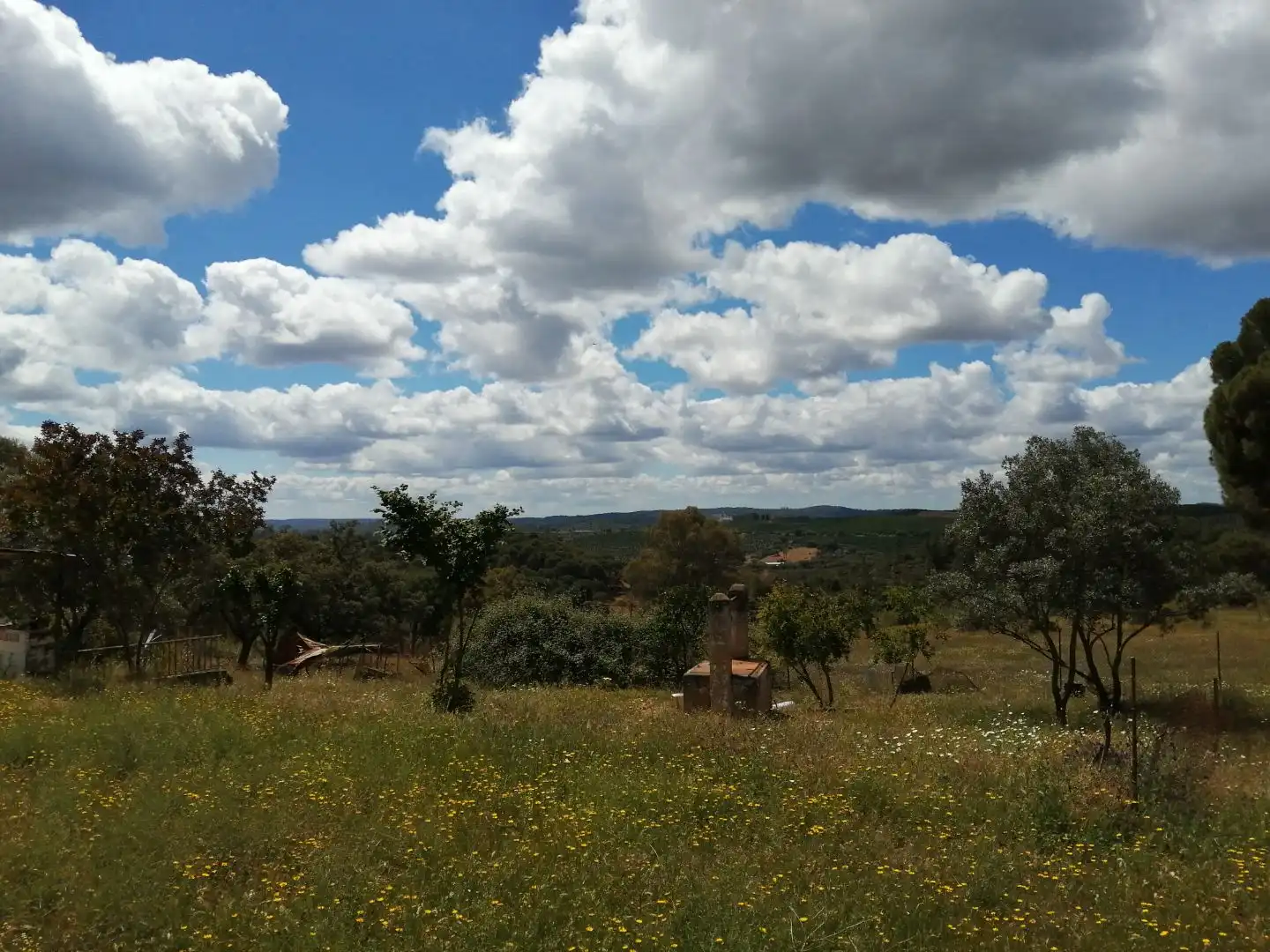 Grundstücke zum Verkauf in El Campillo (Huelva)