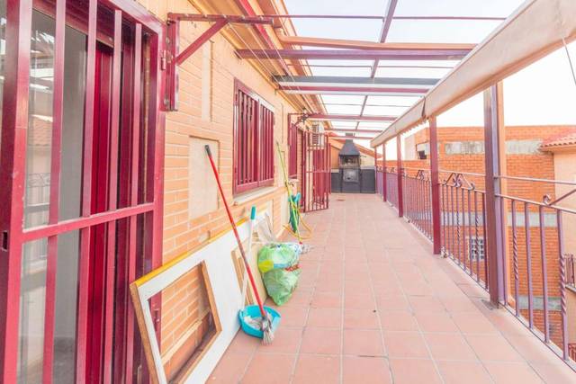 Ático en Venta en Calle Oliva, 22 en Recas