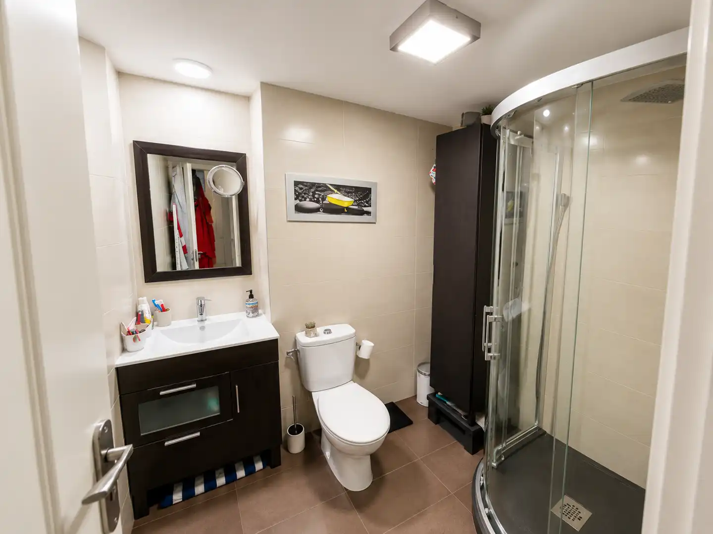 Bathroom of Flat for sale in Valdemoro  with Air Conditioner and Storage room