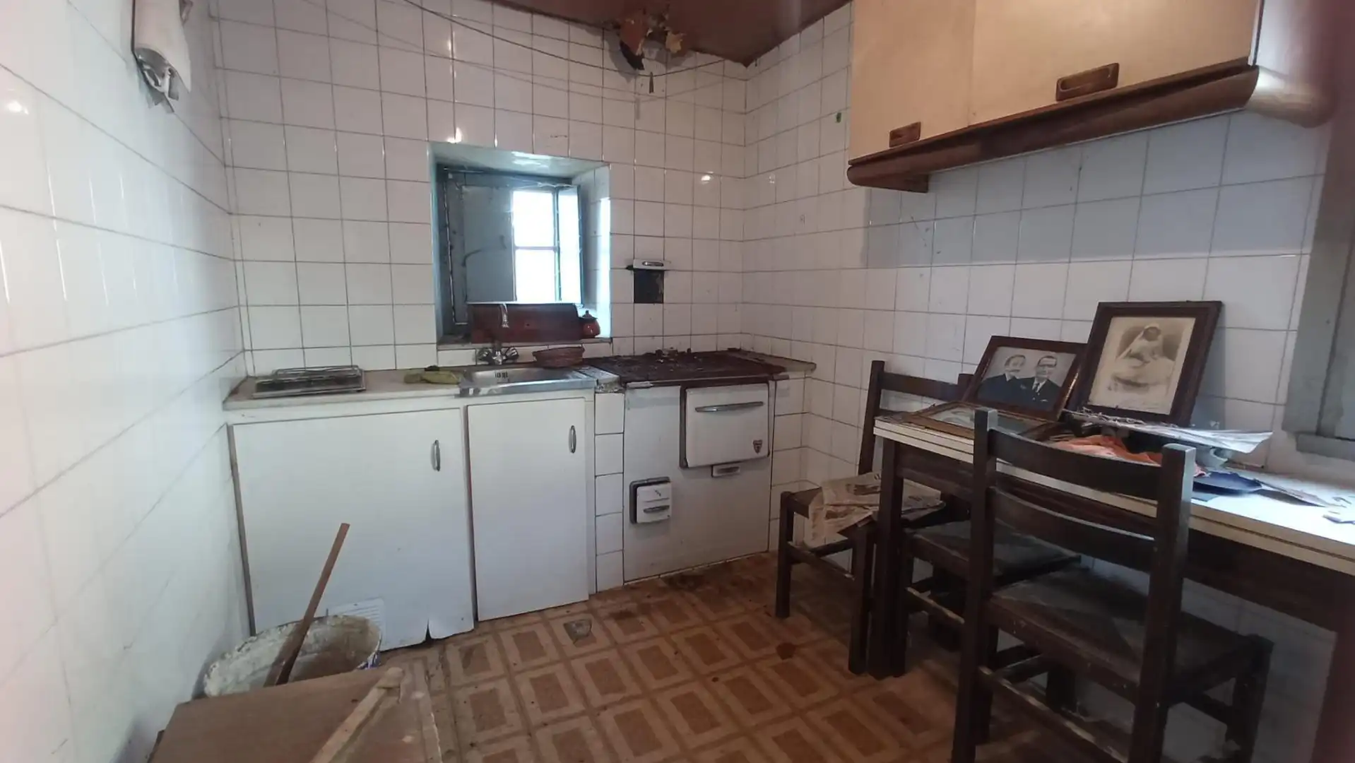 Cocina de Finca rústica en venta en Sariego con Jardín privado y Amueblado
