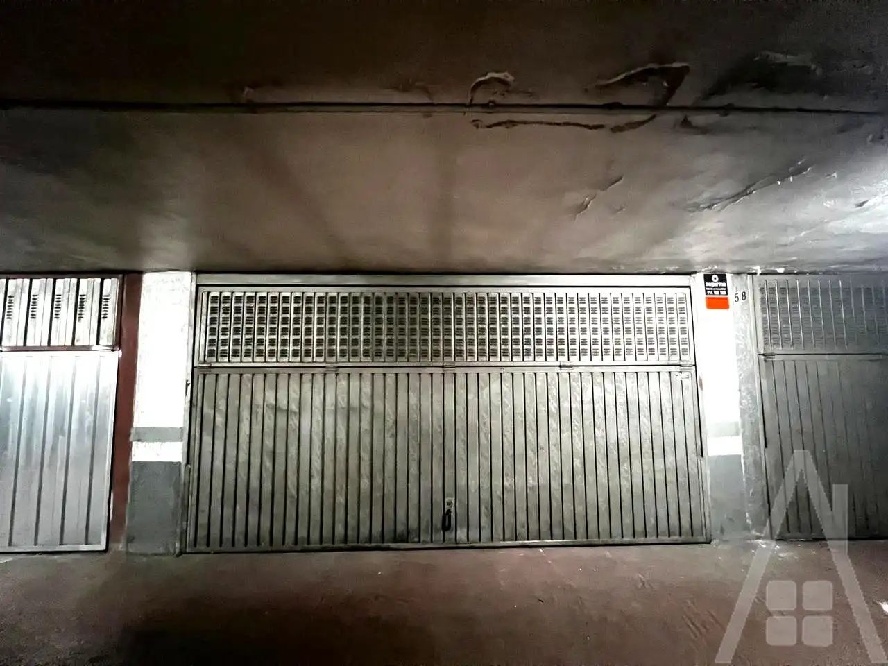 Exterior view of Garage for sale in Bilbao 