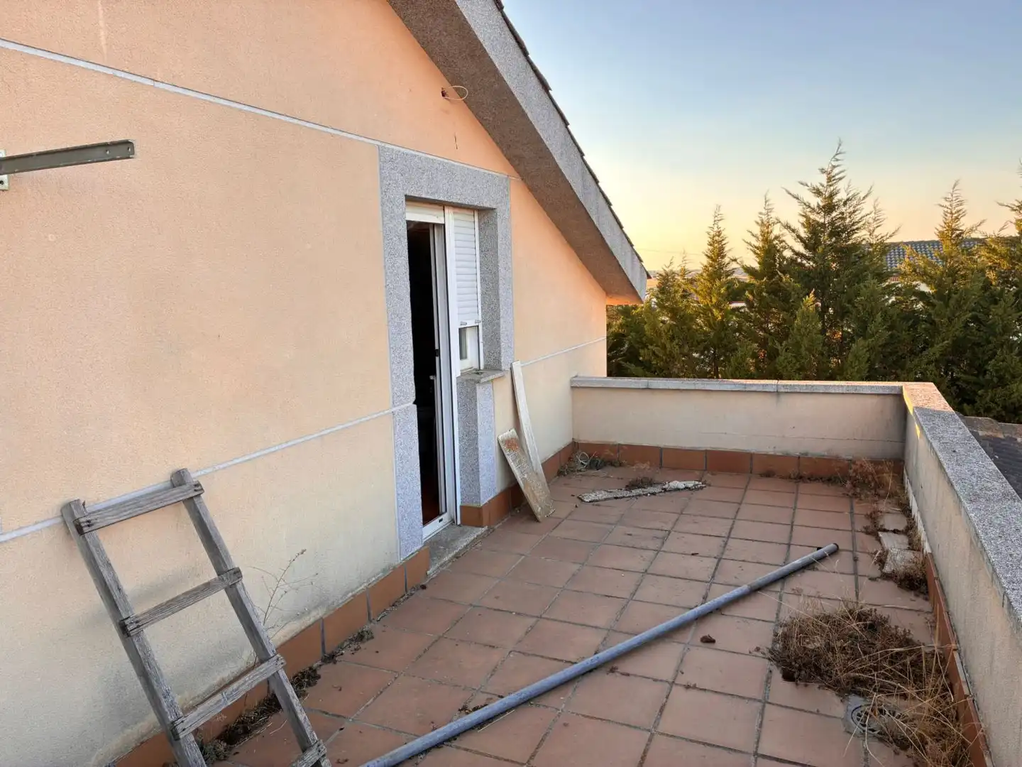 Terrassa de Casa o xalet en venda en Calvarrasa de Arriba amb Calefacció i Terrassa