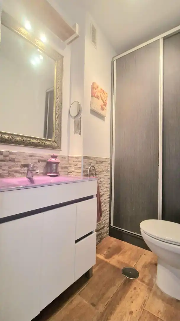 Baño de Piso en venta en Mijas con Aire acondicionado, Calefacción y Terraza