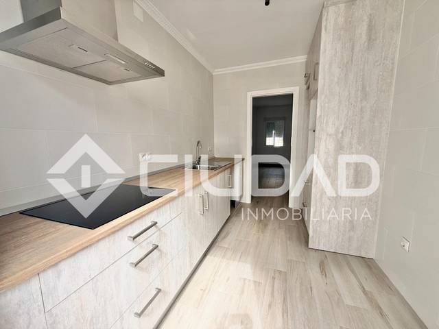 Casa-chalet en Alquiler en Las Cabezas de San Juan