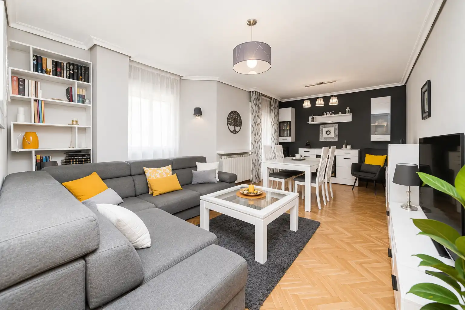 Appartamento con piscina in vendita a Calle Castillo de Arévalo