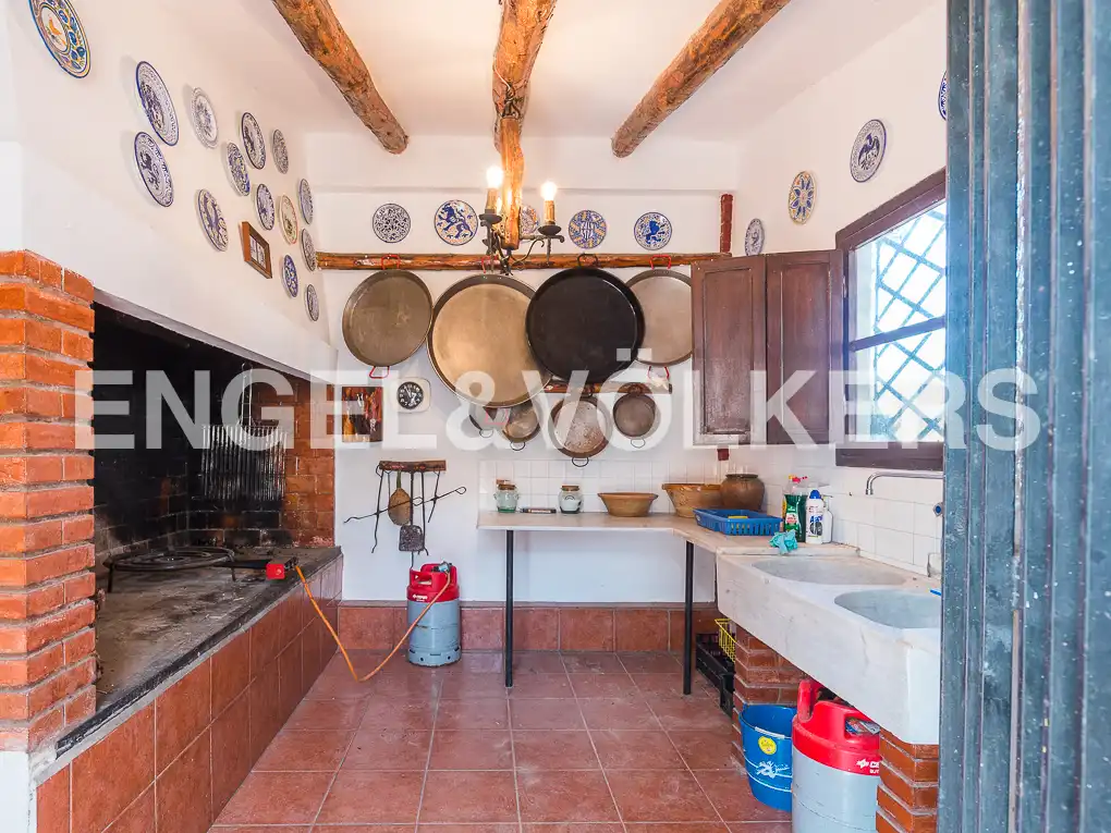 Kitchen of Houses for sale in Requena  with Heating, Private garden and Terrace