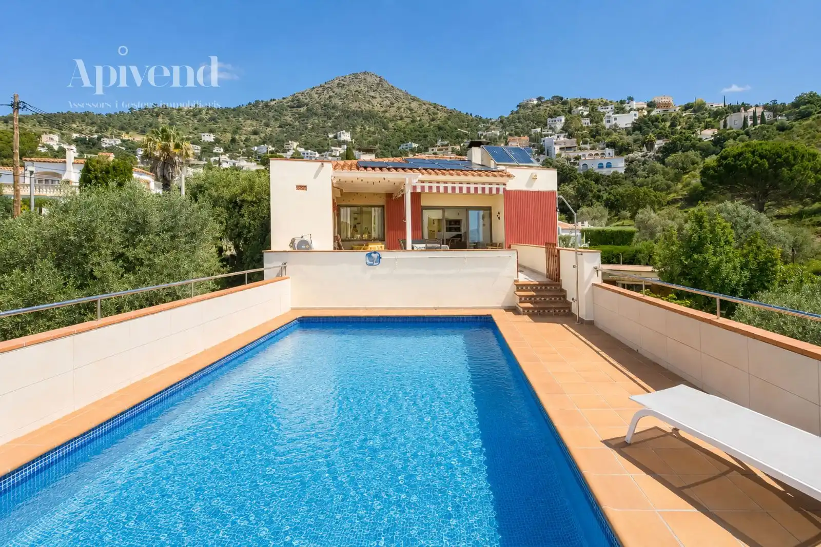 Exterior view of Houses for sale in Roses  with Air Conditioner, Heating and Private garden