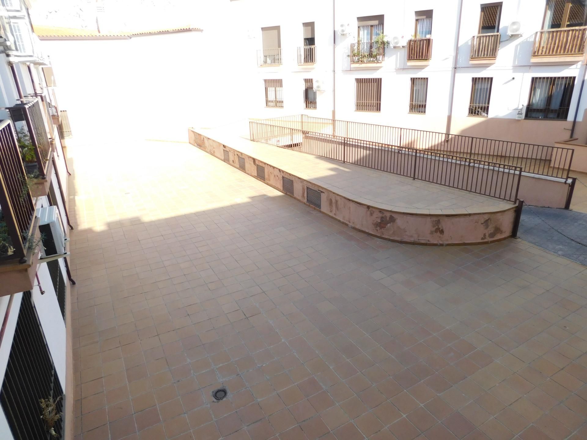 Terrassa de Dúplex en venda en Esquivias amb Calefacció i Balcó