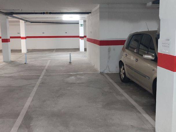 Garaje en Alquiler en Calle de las Higueras, 95 en La Envía