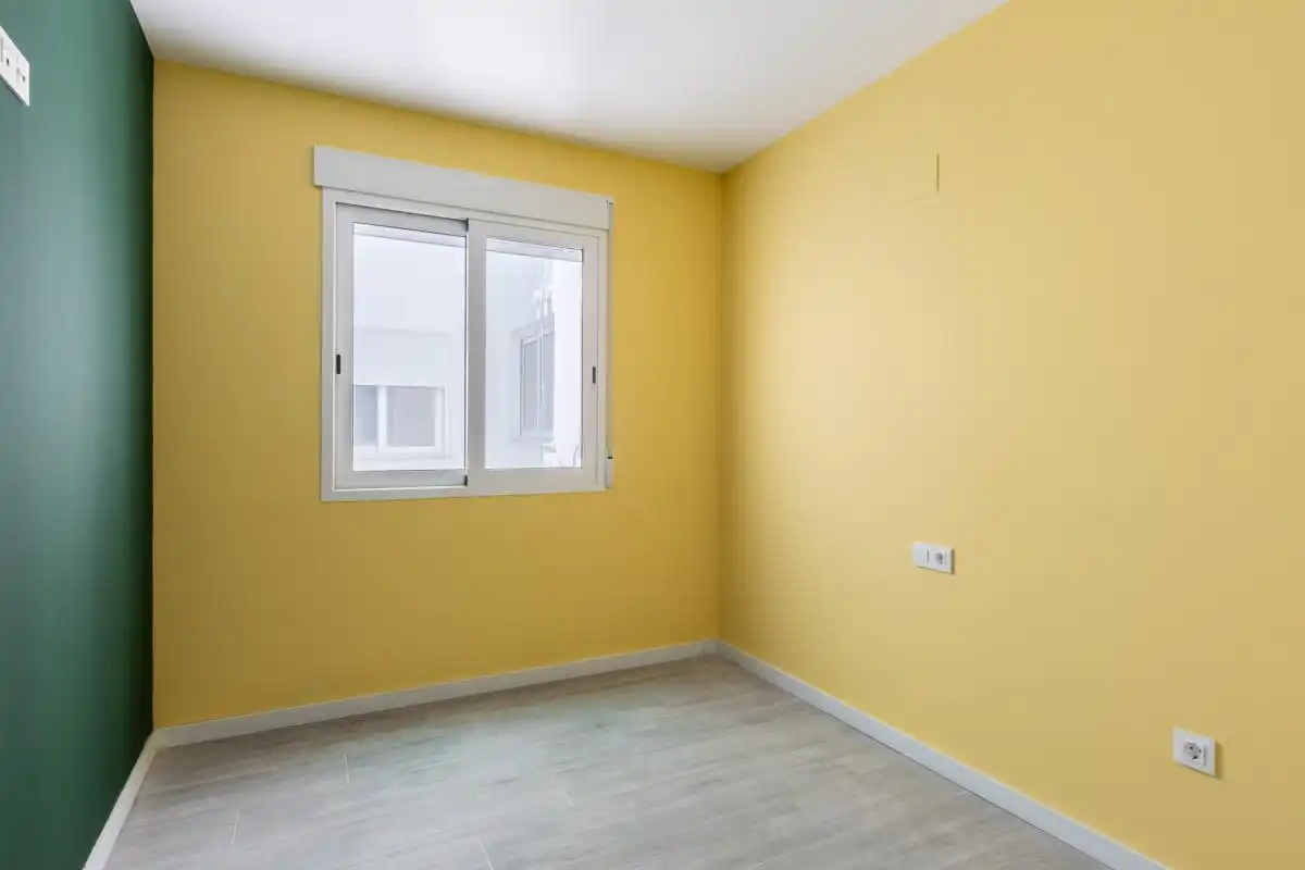 Schlafzimmer von Wohnung zum Verkauf in Valencia mit Klimaanlage, Heizung und Terrasse