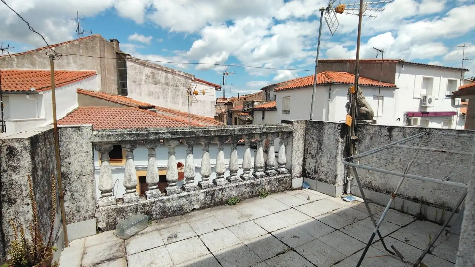 Terrace of Houses for sale in Valdeobispo  with Terrace