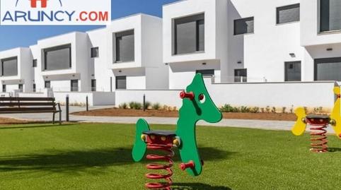 Photo 3 of Single-family semi-detached for rent in Entrenúcleos, Dos Hermanas