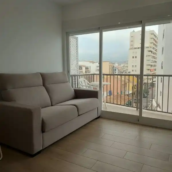 Sala de estar de Estudio de alquiler en Playa de los Boliches