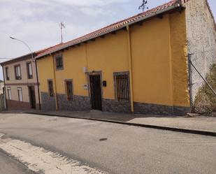 Haus oder Chalet zum verkauf in Llamas de la Ribera