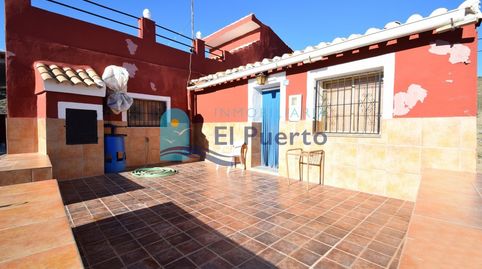 PRECIOSA CASA DE CAMPO CON AMPLIO TERRENO. REF 841