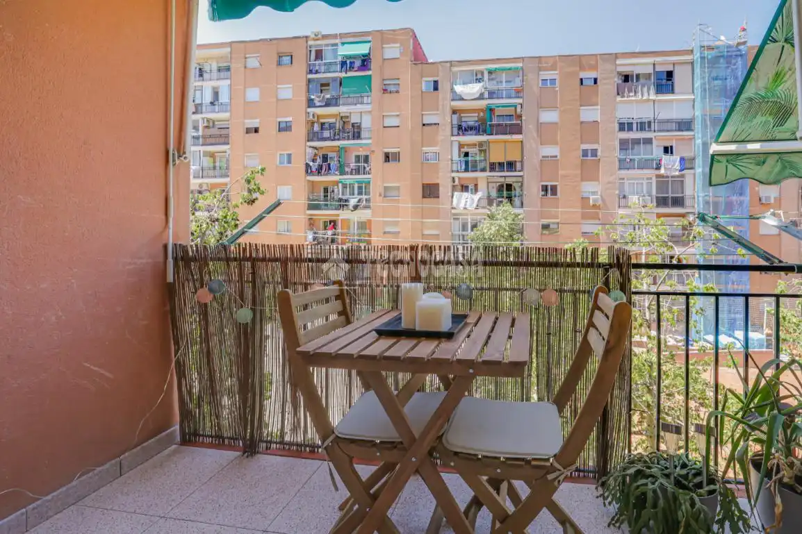 Terrassa de Pis en venda en Sant Feliu de Llobregat amb Aire condicionat i Balcó
