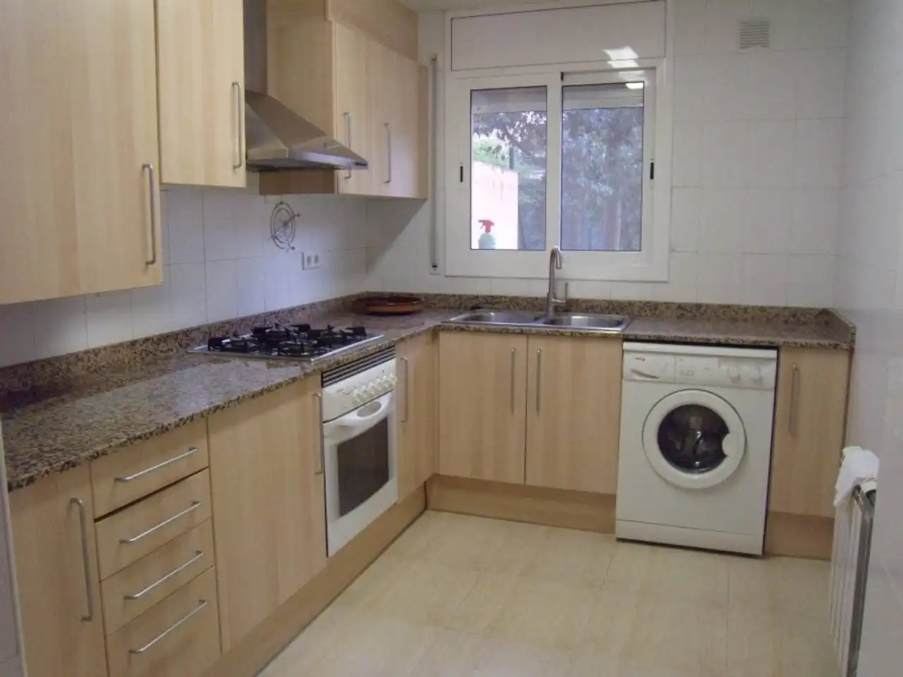 Flat with lift to rent in Calle Jaume Marques i Casanovas, imagen 4