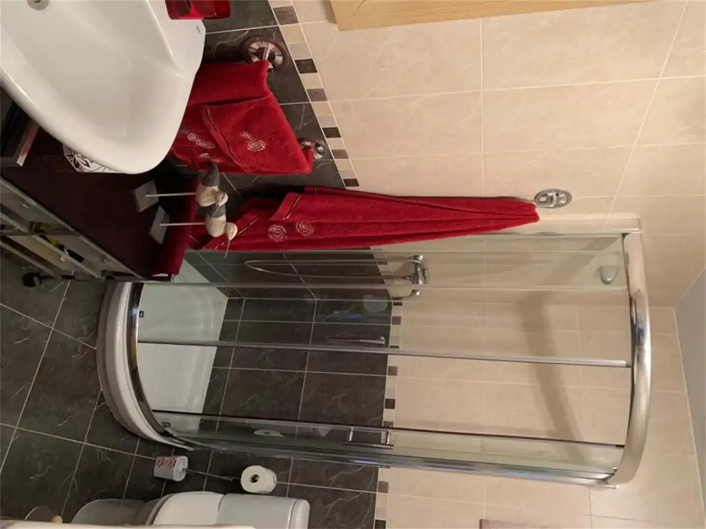 Badezimmer von Maisonette zum Verkauf in Mugardos mit Balkon