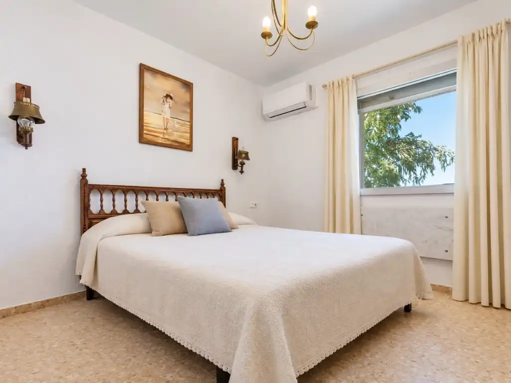 Bedroom of Houses for sale in El Montgó