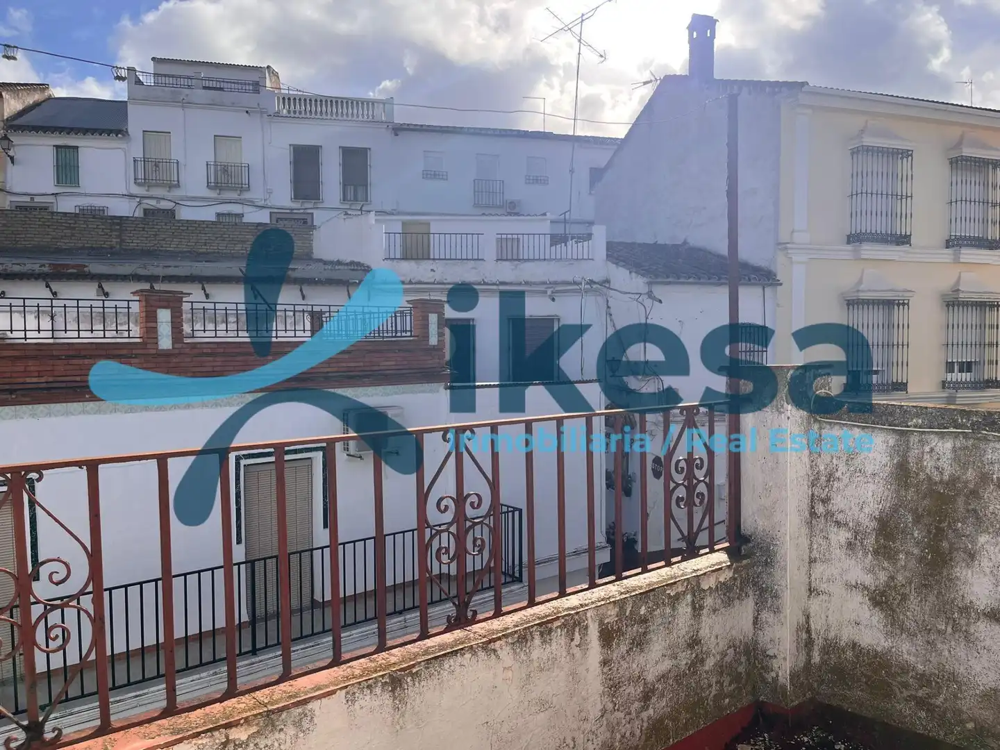 Vista exterior de Casa adosada en venta en Badolatosa