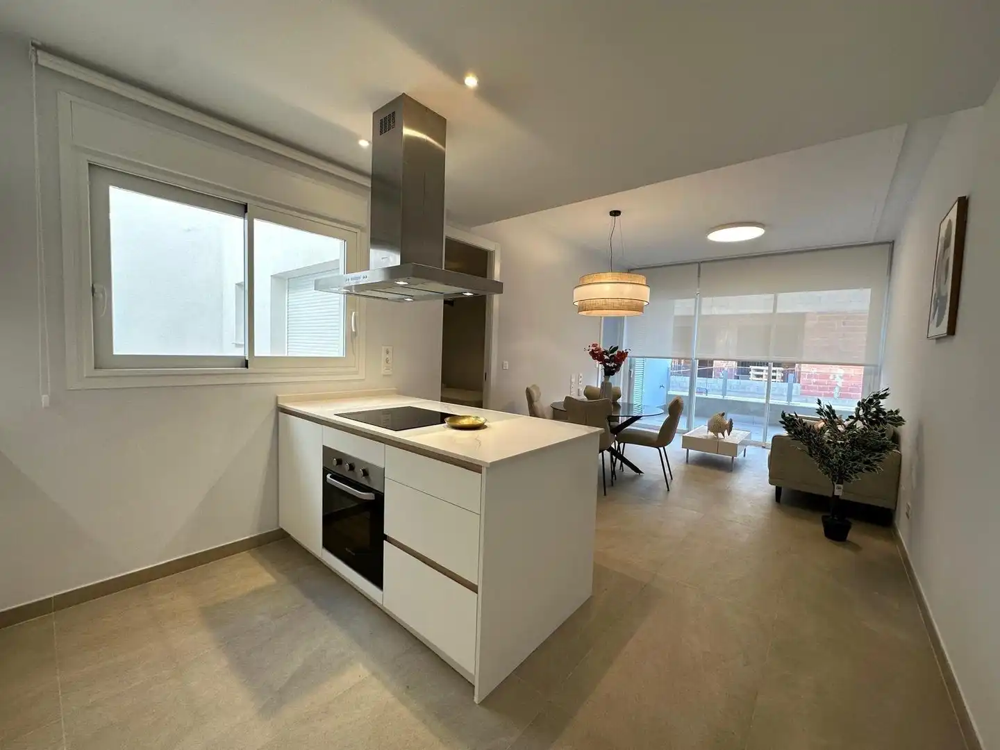 Apartment with pool for sale in Playa de los Locos, imagen 3