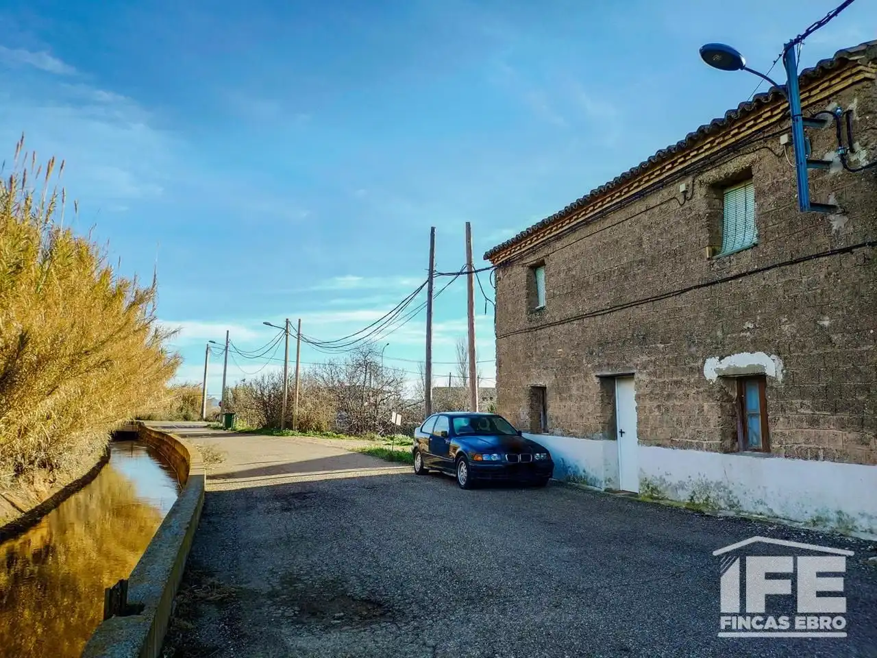 Exterior view of Houses for sale in Grisén  with Private garden