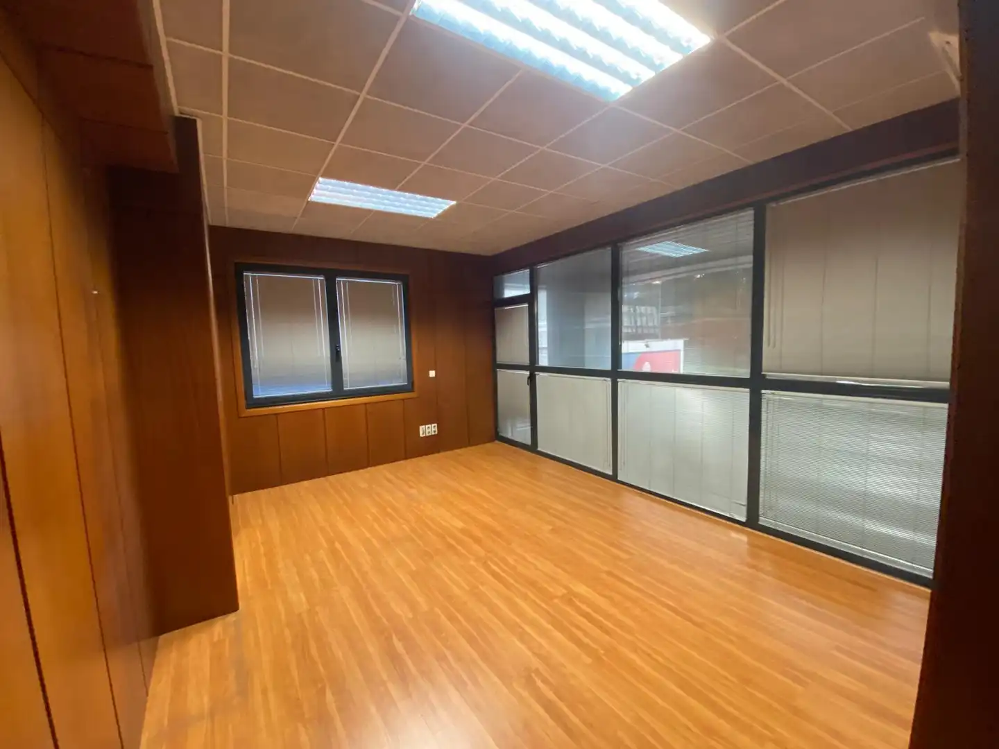 Oficina con terraza en alquiler en Avenida de Madrid, imagen 2