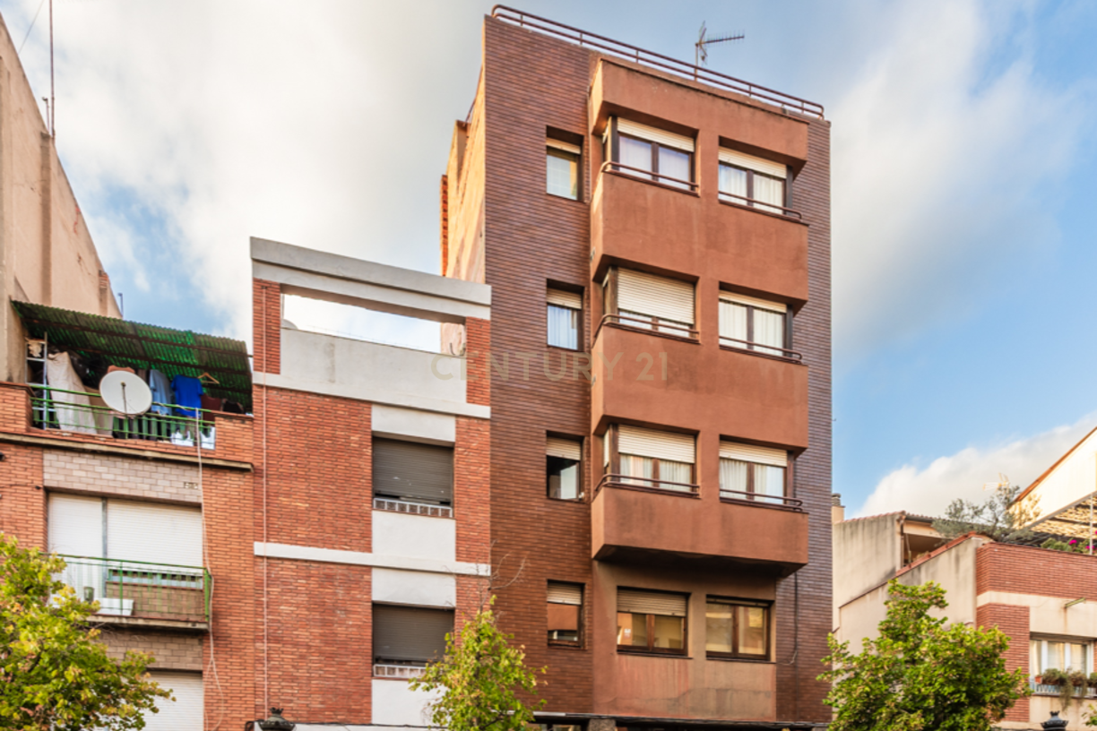 Exterior view of Building for sale in Martorell