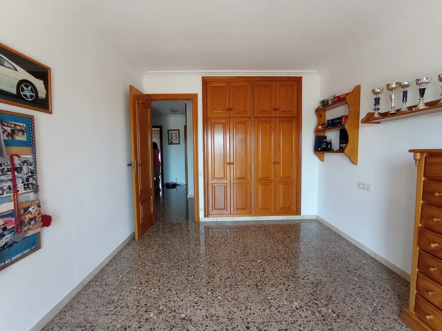 Einfamilien-Reihenhaus zum Verkauf in Santa Perpètua de Mogoda mit Klimaanlage, Heizung und Terrasse
