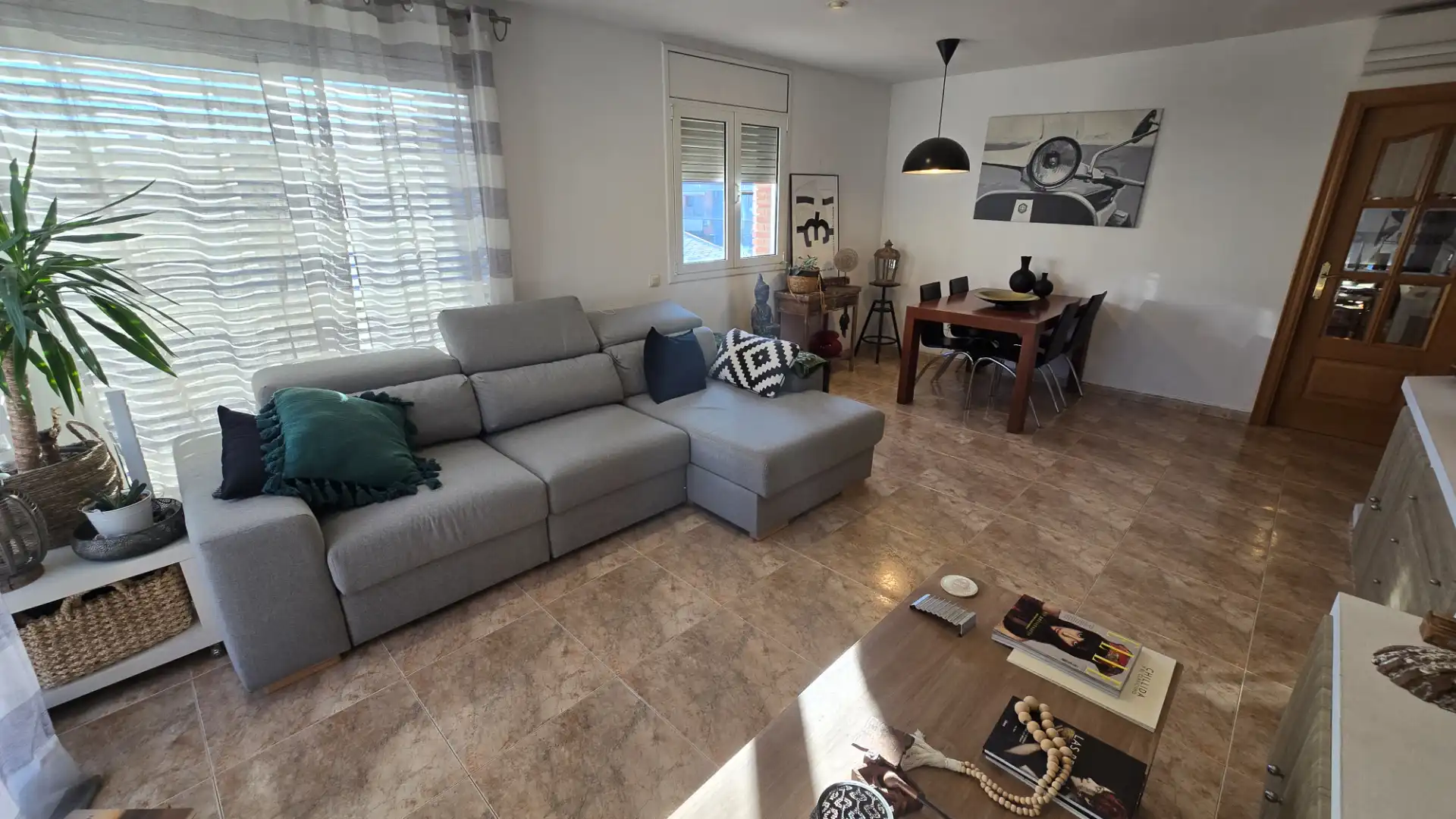 Sala de estar de Dúplex en venta en Rubí con Aire acondicionado, Calefacción y Parquet