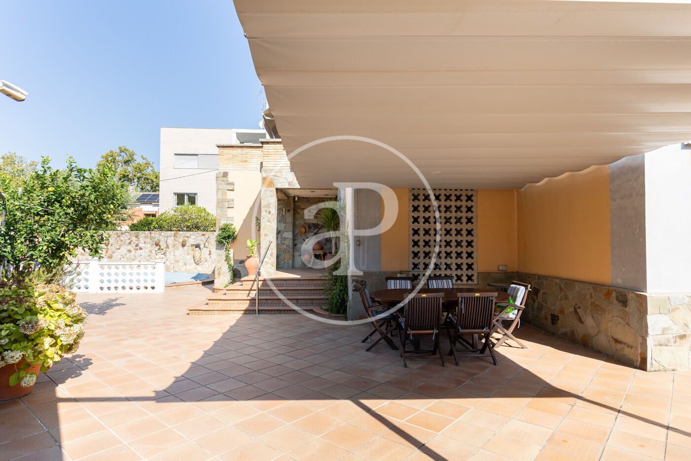 Terrassa de Casa o xalet en venda en Cerdanyola del Vallès amb Aire condicionat, Calefacció i Jardí privat