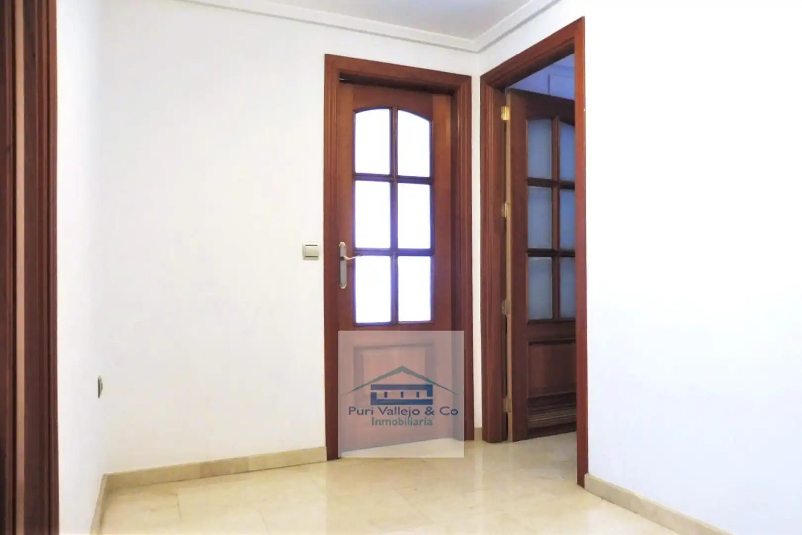 Flat for rent in Córdoba  with Air Conditioner, Terrace and Storage room