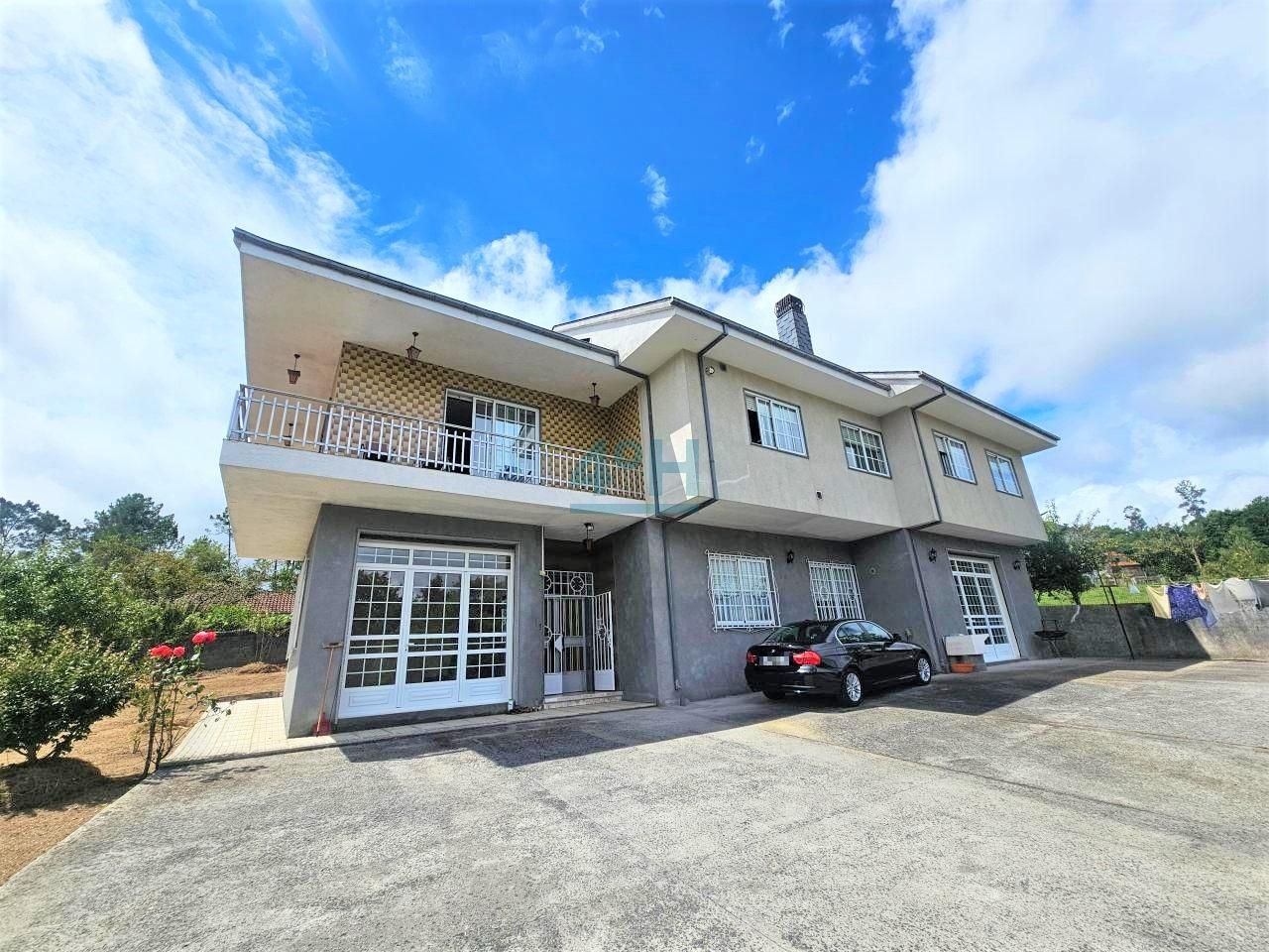 Vista exterior de Casa o xalet en venda en Maside amb Jardí privat i Balcó