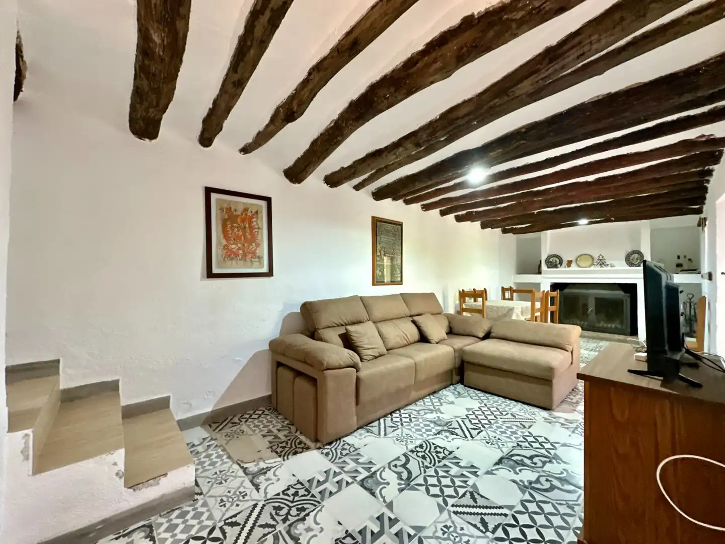 Sala d'estar de Finca rústica en venda en Sierro amb Aire condicionat, Calefacció i Jardí privat
