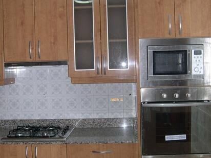 Kitchen of Flat for sale in Vigo   with Terrace, Storage room and Balcony