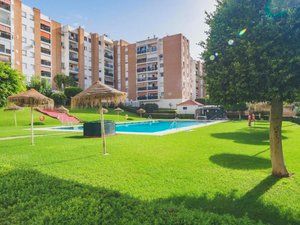 Exterior view of Flat for sale in Benalmádena  with Air Conditioner, Storage room and Oven