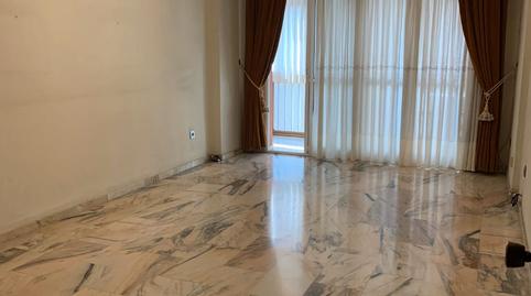 Foto 2 de Pis en venda a Parque Ayala - Jardín de la Abadía - Huelín, Málaga