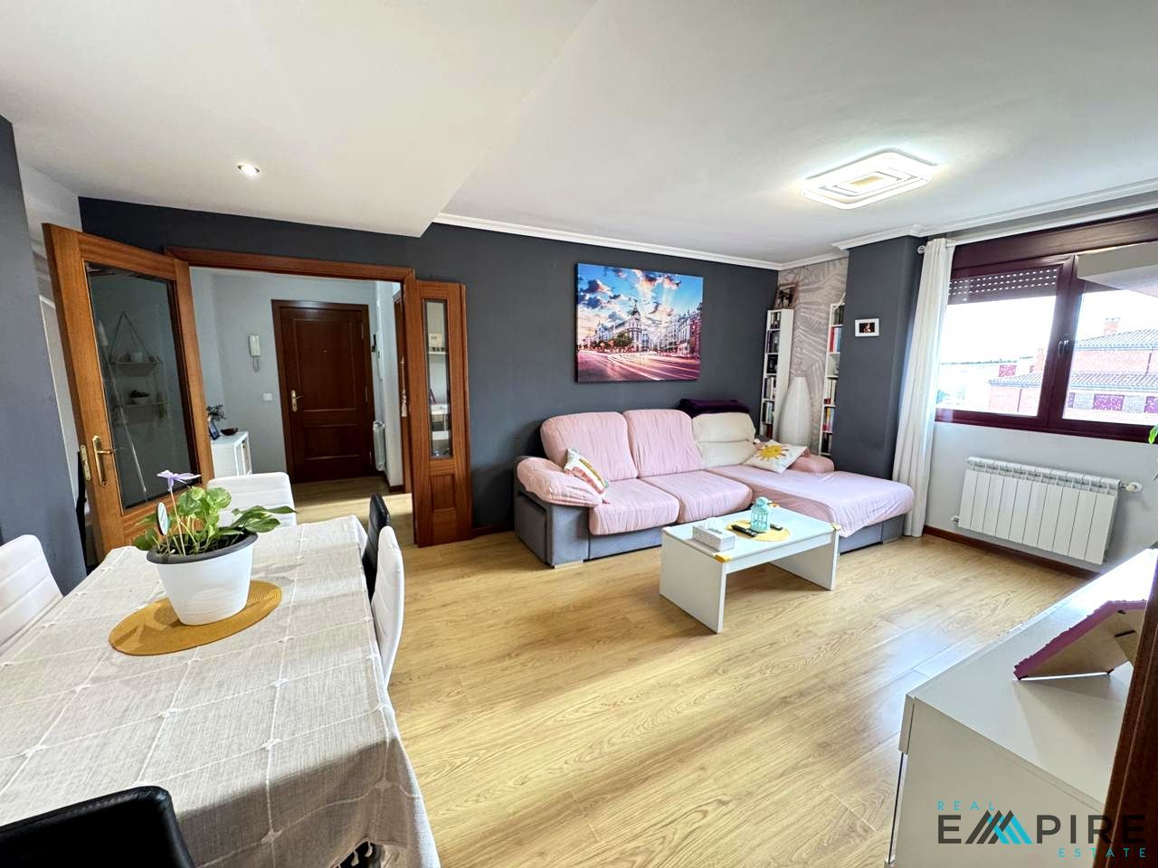 Living room of Flat for sale in Illescas  with Air Conditioner, Heating and Storage room