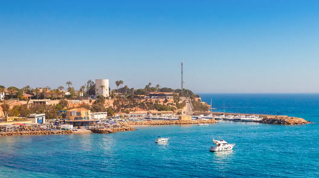 Villa mit Pool zum Verkauf in Urbanizacion Cabo Roig 3