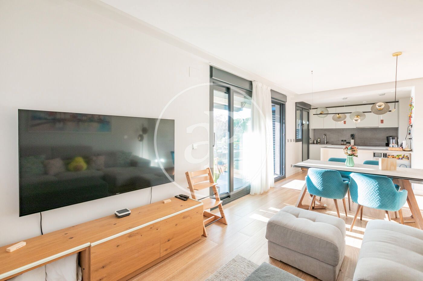 Wohnzimmer von Wohnung zum verkauf in Pozuelo de Alarcón mit Klimaanlage, Heizung und Privatgarten