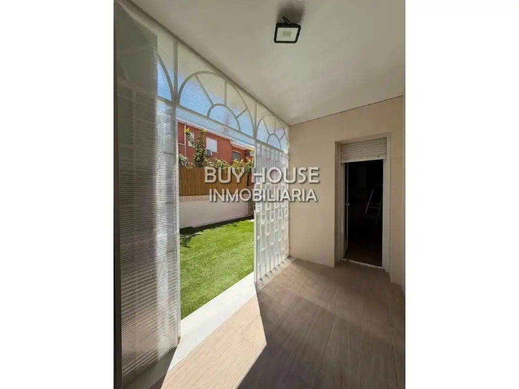 Vista exterior de Casa o chalet en venta en Illescas
