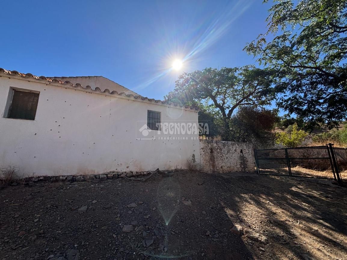 Vista exterior de Casa o xalet en venda en Málaga Capital amb Jardí privat