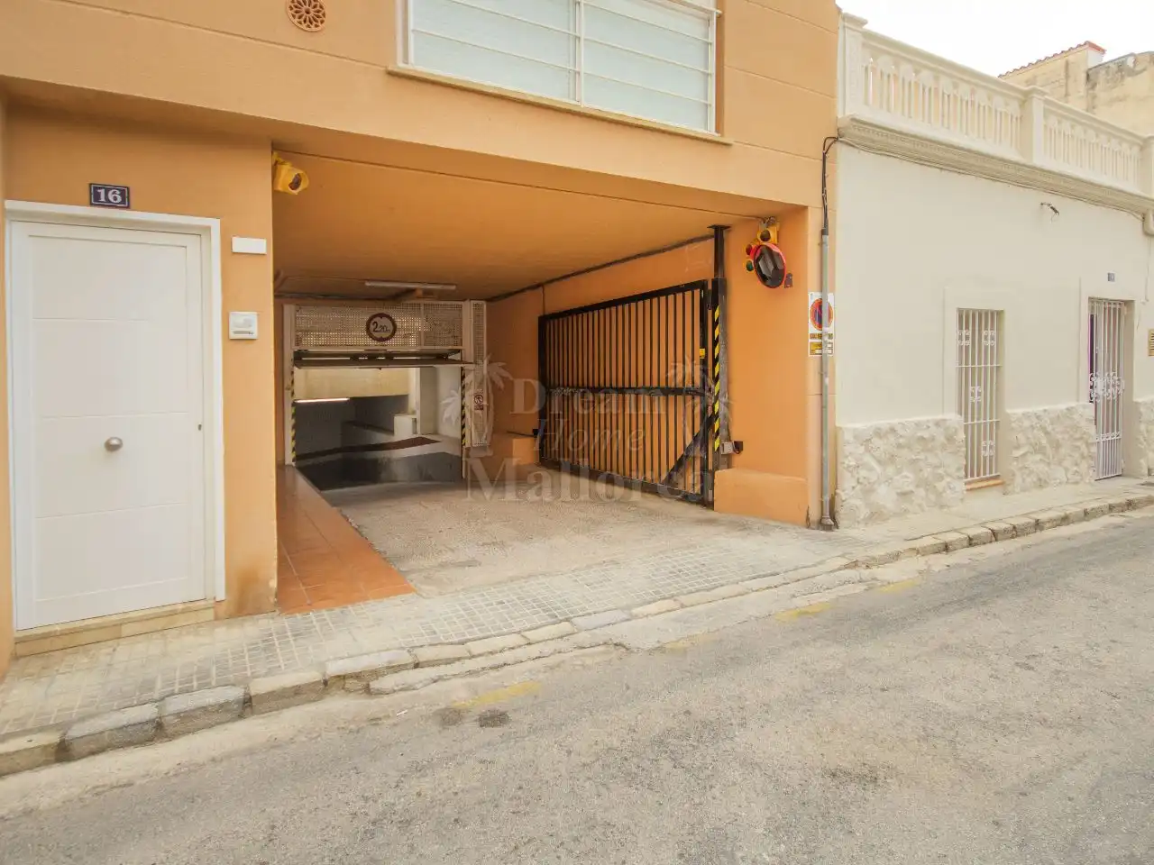 Parking de Piso en venta en  Palma de Mallorca con Aire acondicionado y Terraza