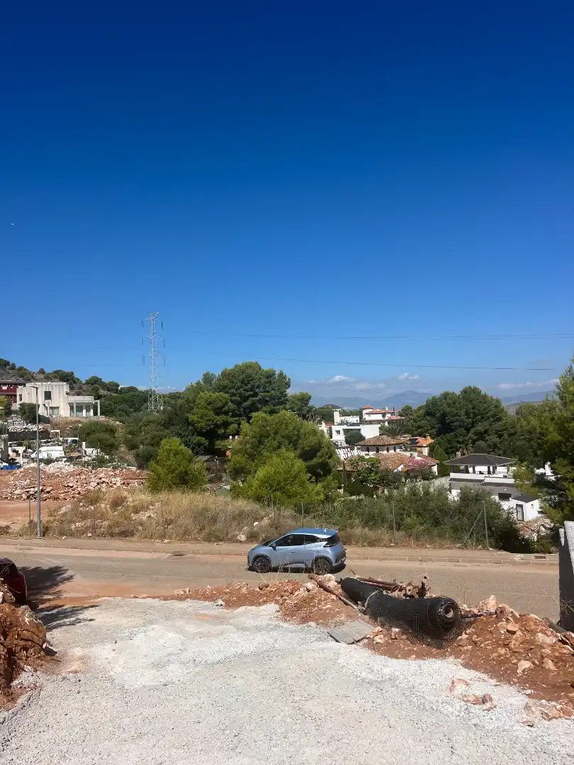 Terreny residencial en venda a Calle Cañete la Real 64, imagen 3