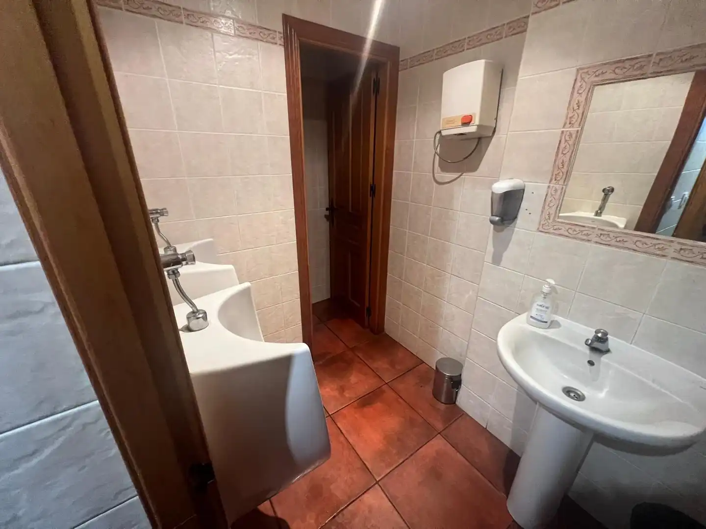 Baño de Nave industrial en venta en Muñogalindo