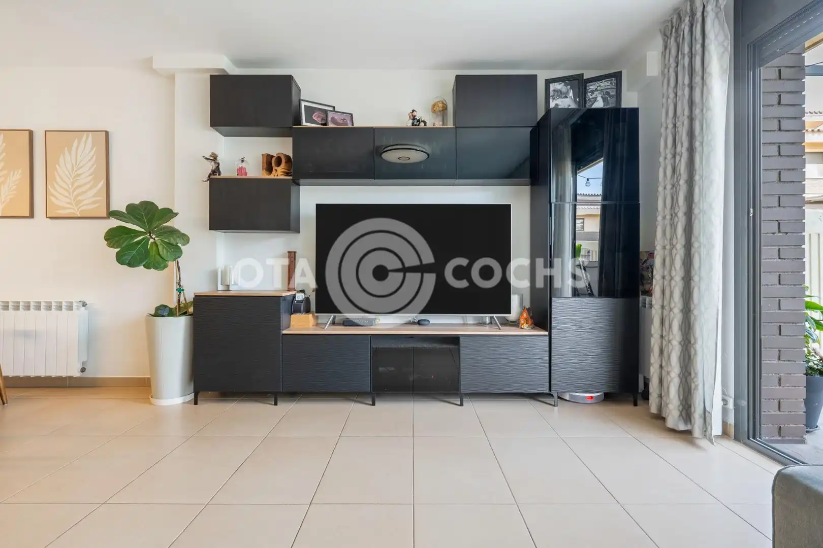Sala de estar de Casa o chalet en venta en Montbrió del Camp con Aire acondicionado, Jardín privado y Piscina comunitaria